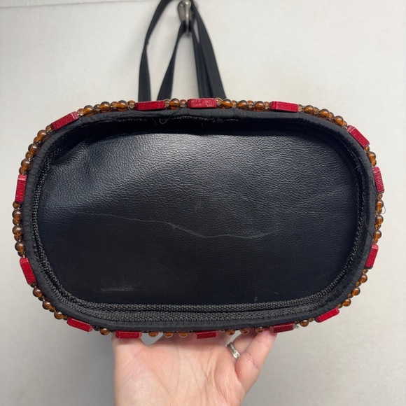 African Beaded Structured Handbag Red White Black - Picture 11 of 11